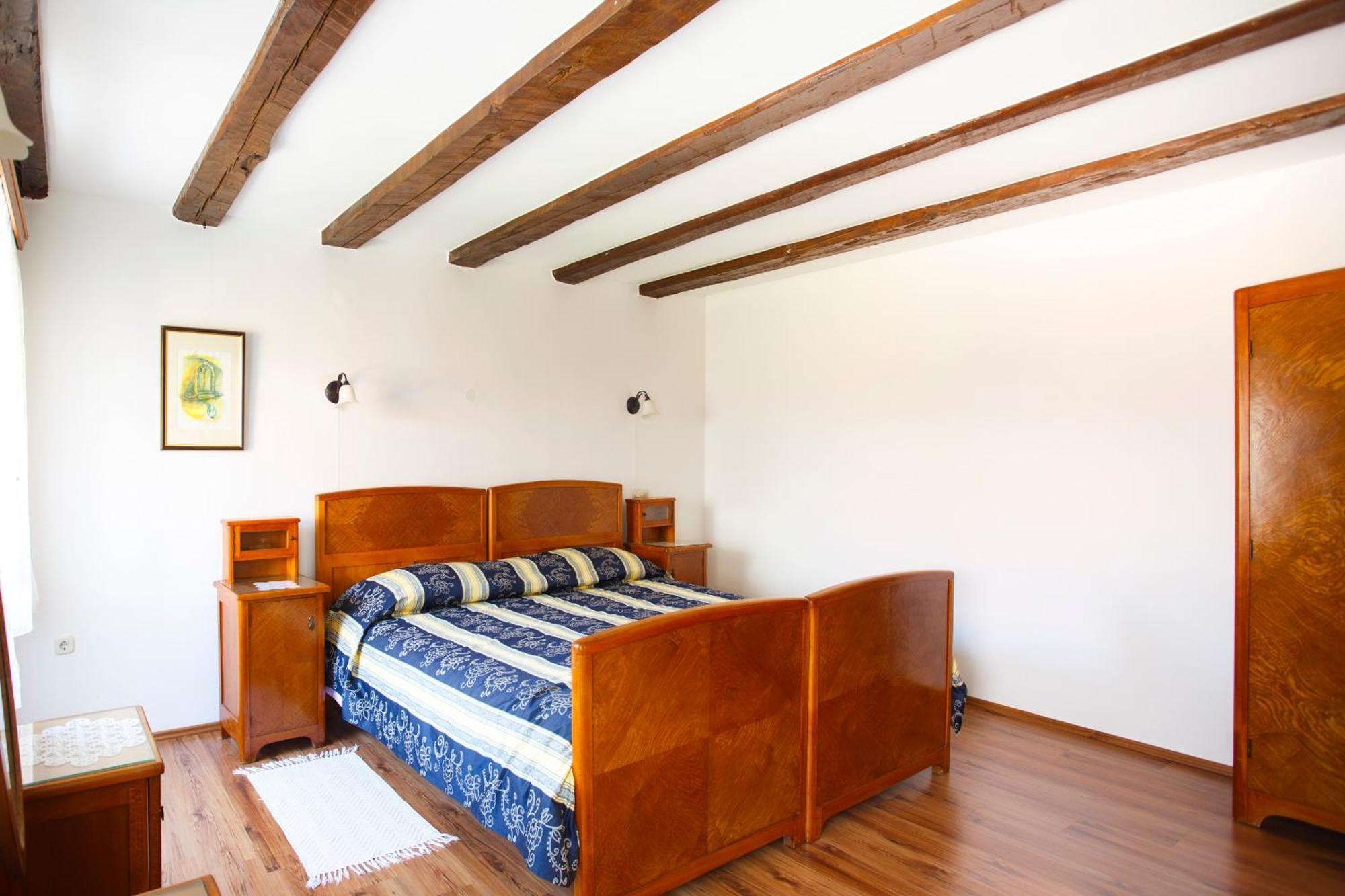 Apartments Villa Kastav In Old Town Center With Sea View And Parking ภายนอก รูปภาพ