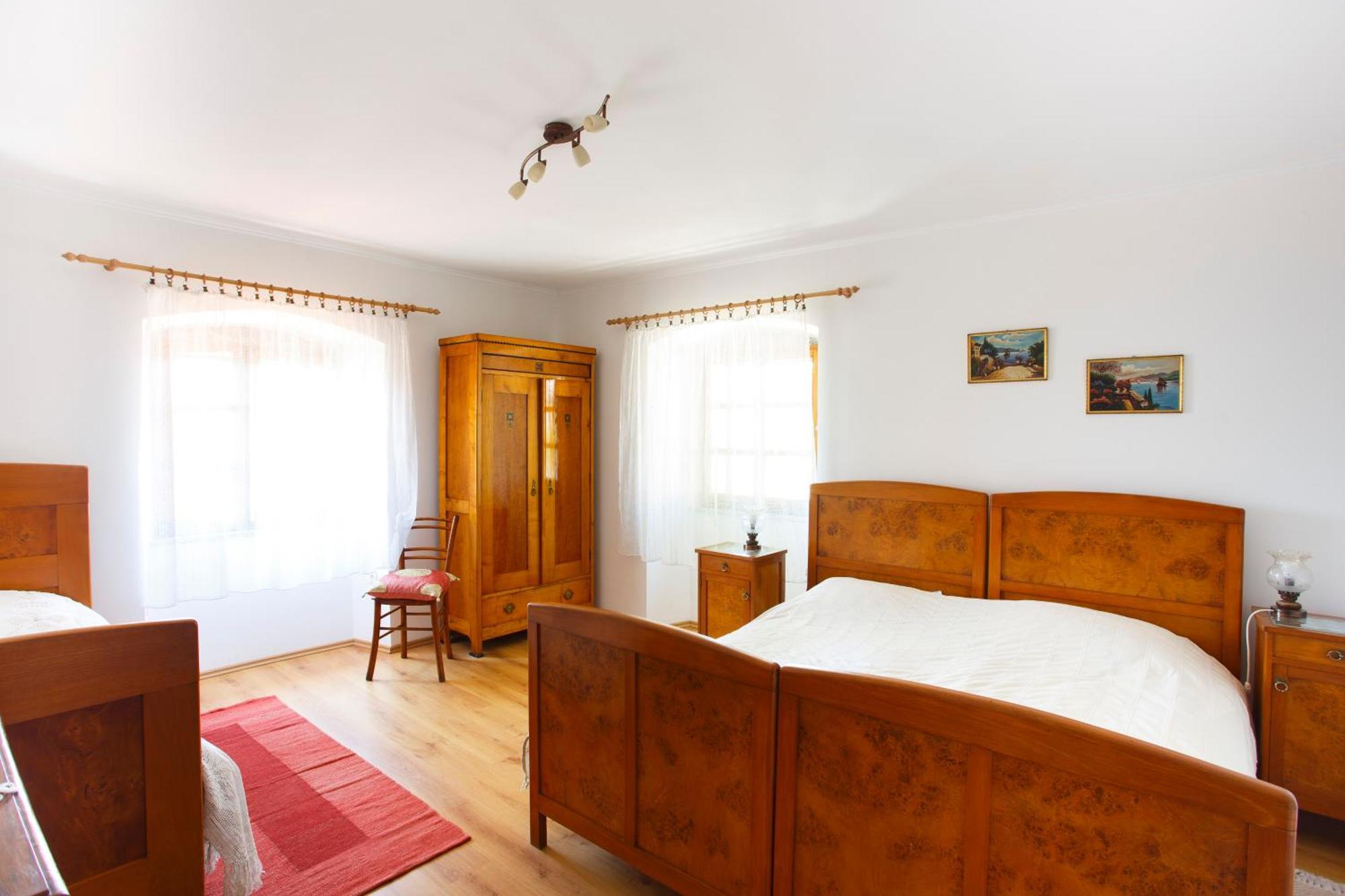 Apartments Villa Kastav In Old Town Center With Sea View And Parking ภายนอก รูปภาพ