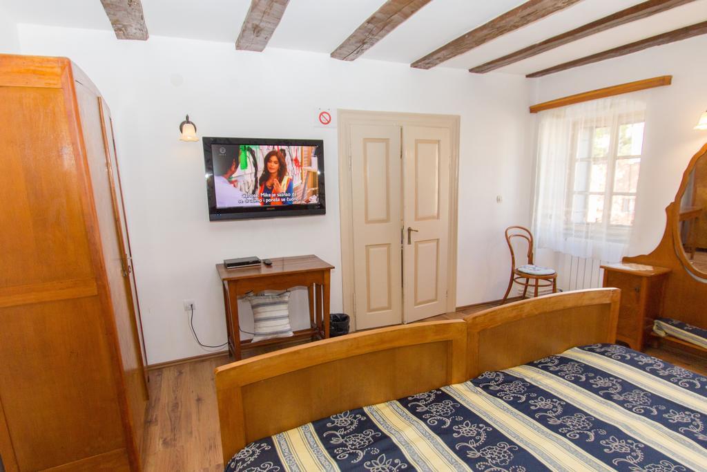 Apartments Villa Kastav In Old Town Center With Sea View And Parking ภายนอก รูปภาพ