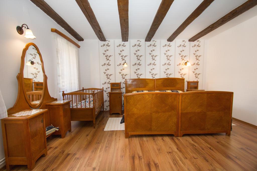 Apartments Villa Kastav In Old Town Center With Sea View And Parking ภายนอก รูปภาพ