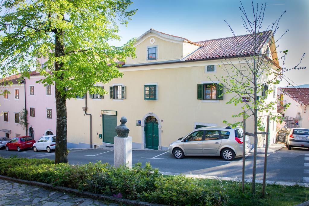 Apartments Villa Kastav In Old Town Center With Sea View And Parking ภายนอก รูปภาพ