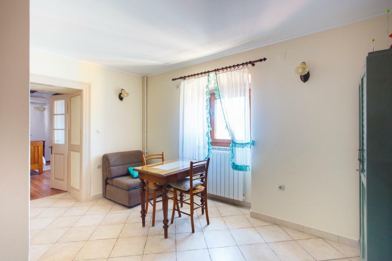 Apartments Villa Kastav In Old Town Center With Sea View And Parking ภายนอก รูปภาพ